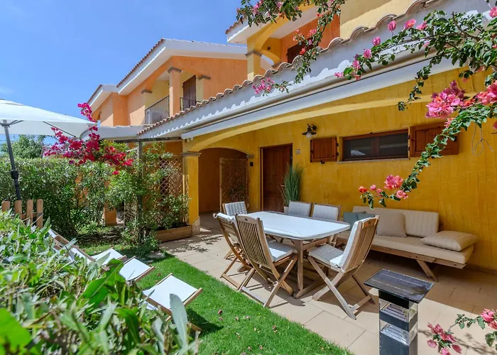 Porto Pino, Garden And Pool