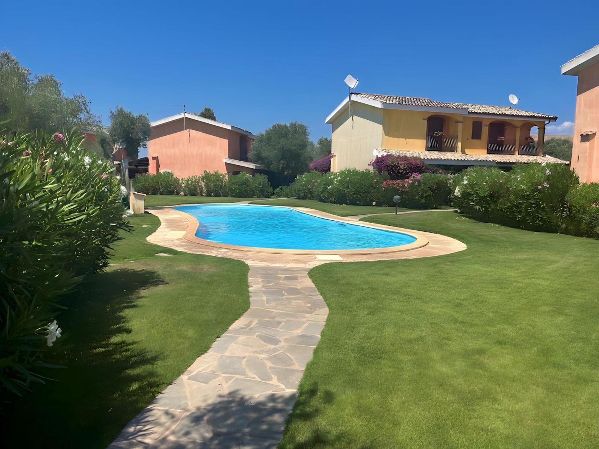 Porto Pino, Garden And Pool Sant'Anna Arresi